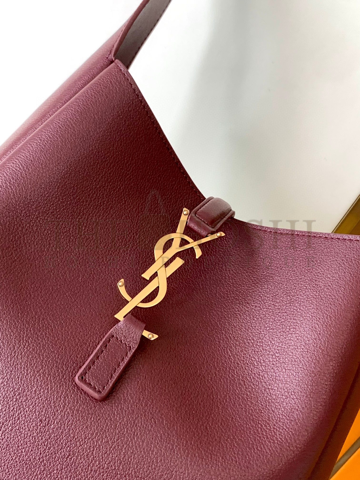 Sa1nt Lau*nt Le 5 A 7 Soft Small Shoulder Bag in Bordeaux Leather Master Quality