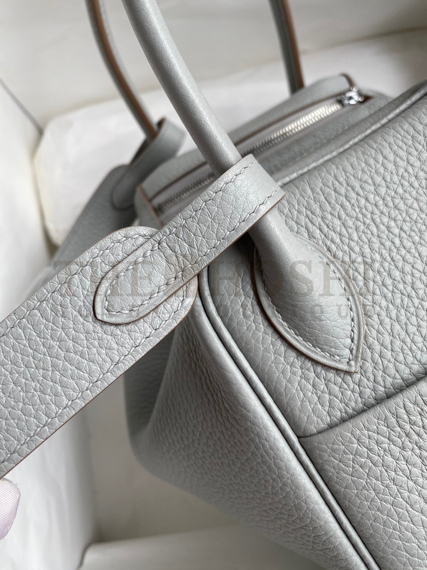 H**me5 Lindy 26 Handmade Bag In Blue Glacier Clemence Leather Master Quality