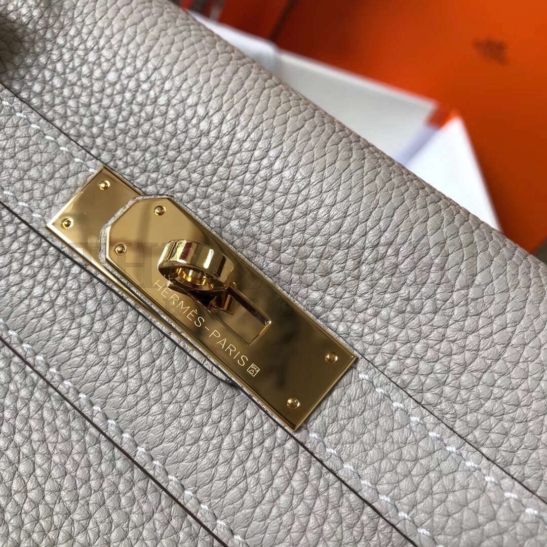H**me5 Kelly 32cm Retourne Bag In Pearl Grey Clemence Leather Master Quality