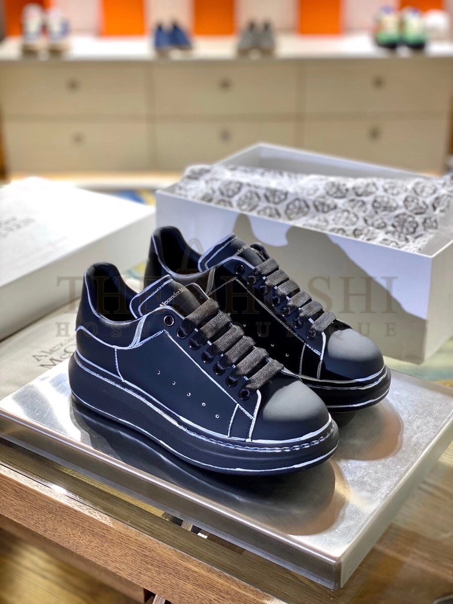 A1exa*der Mcqv*en Men