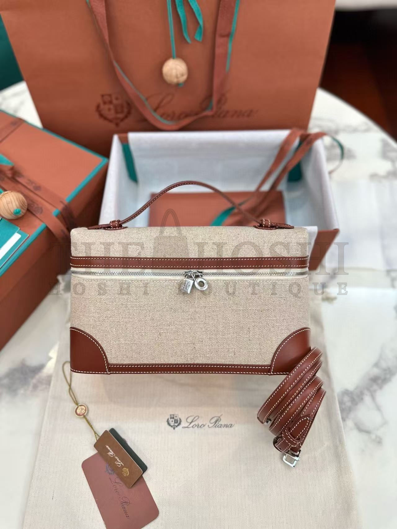 L0r0 P1ana Extra Bag L27 in Leather Size 27x16x10cm Master Quality