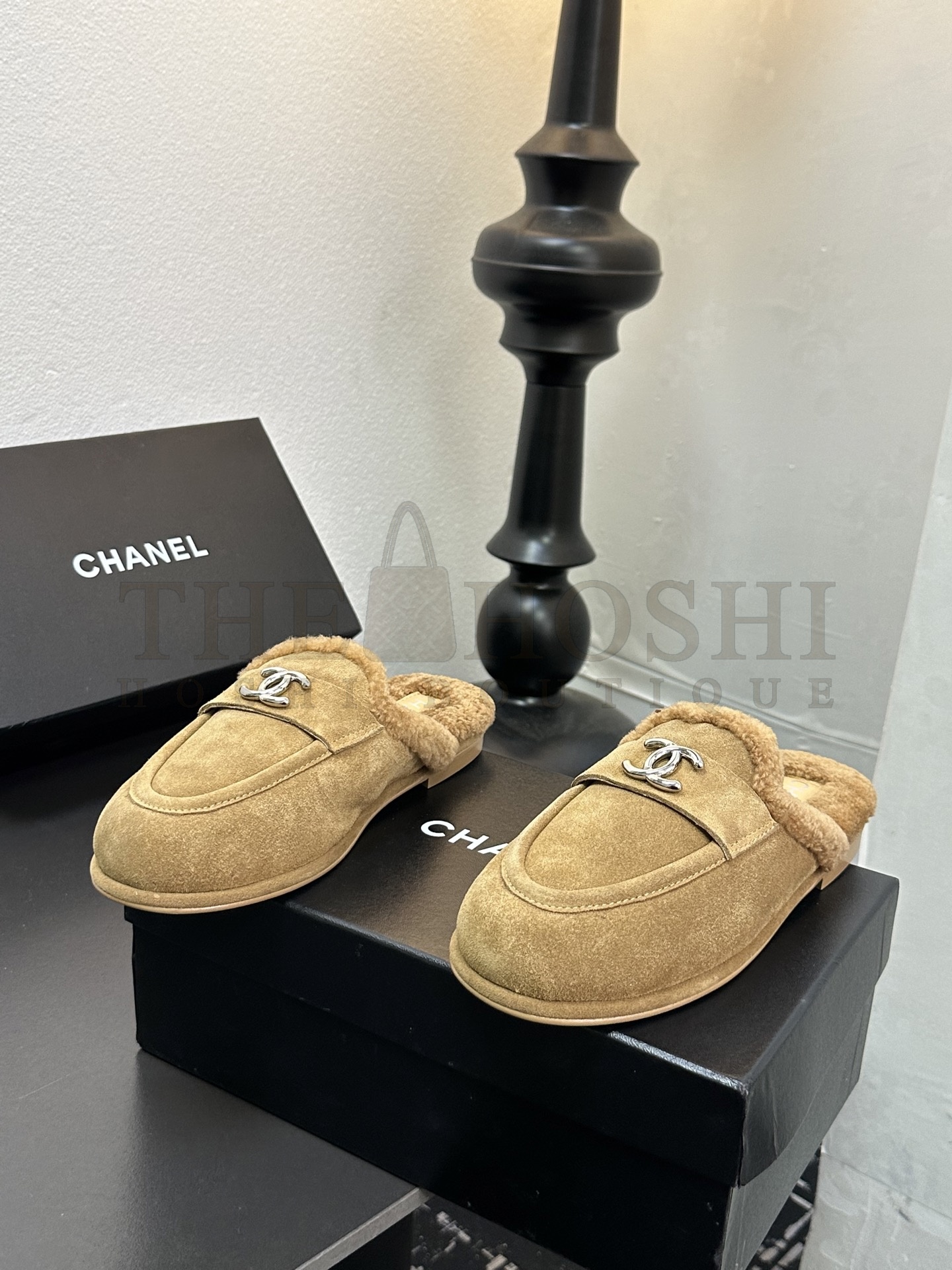 Ch**el CH 25K Fur Mule Slippers Suede Leather Shearling Lined 35-41 Master Quality