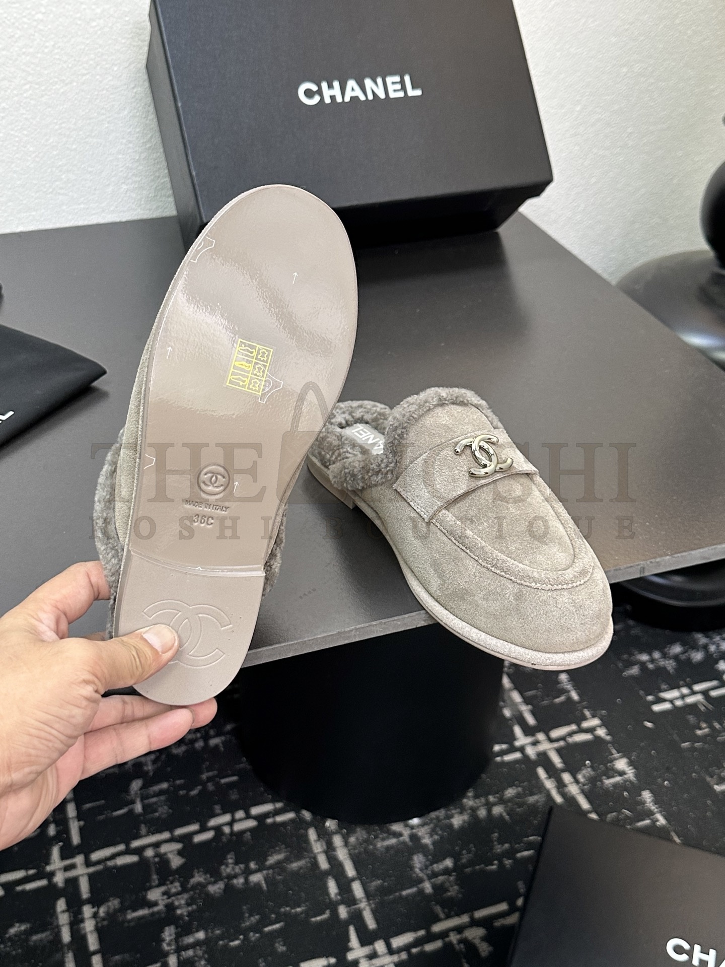 Ch**el CH 25K Fur Mule Slippers Suede Leather Shearling Lined 35-41 Master Quality