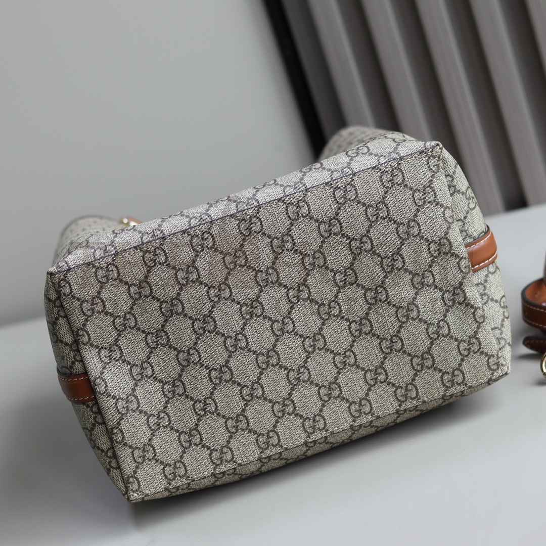 Gvc*1 New ME medium Bucket Tote  W25xH25x15.5cm Master Quality