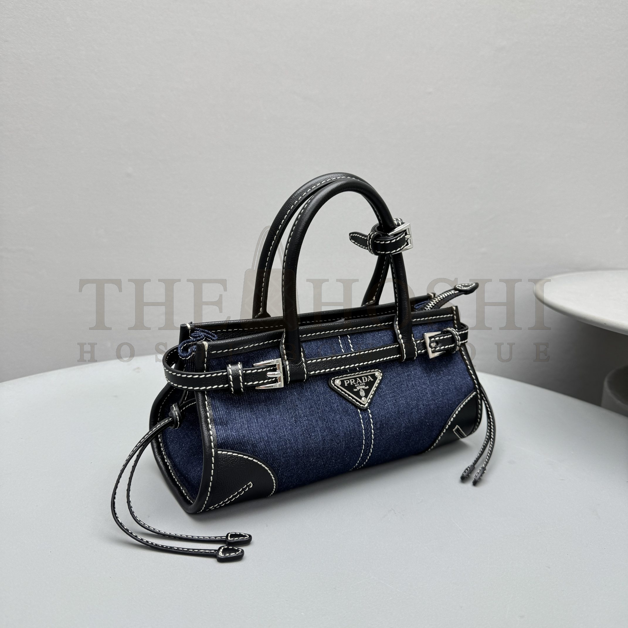 Pra*a mini LEATHER SHOULDER BAG IN bag size:24x8.5x13cm Master Quality