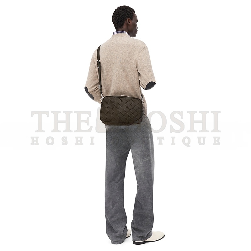 B0tt*ga Ven*ta INTRECCIATO CAMERA BAG 755925V4G313386 (29*19.5*7.5cm) Master Quality