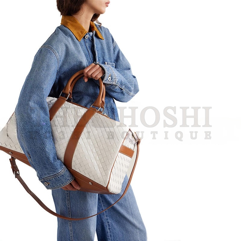 B0tt*ga Ven*ta INTRECCIATO LEATHER WEEKEND BAG (50*28*24cm) Master Quality