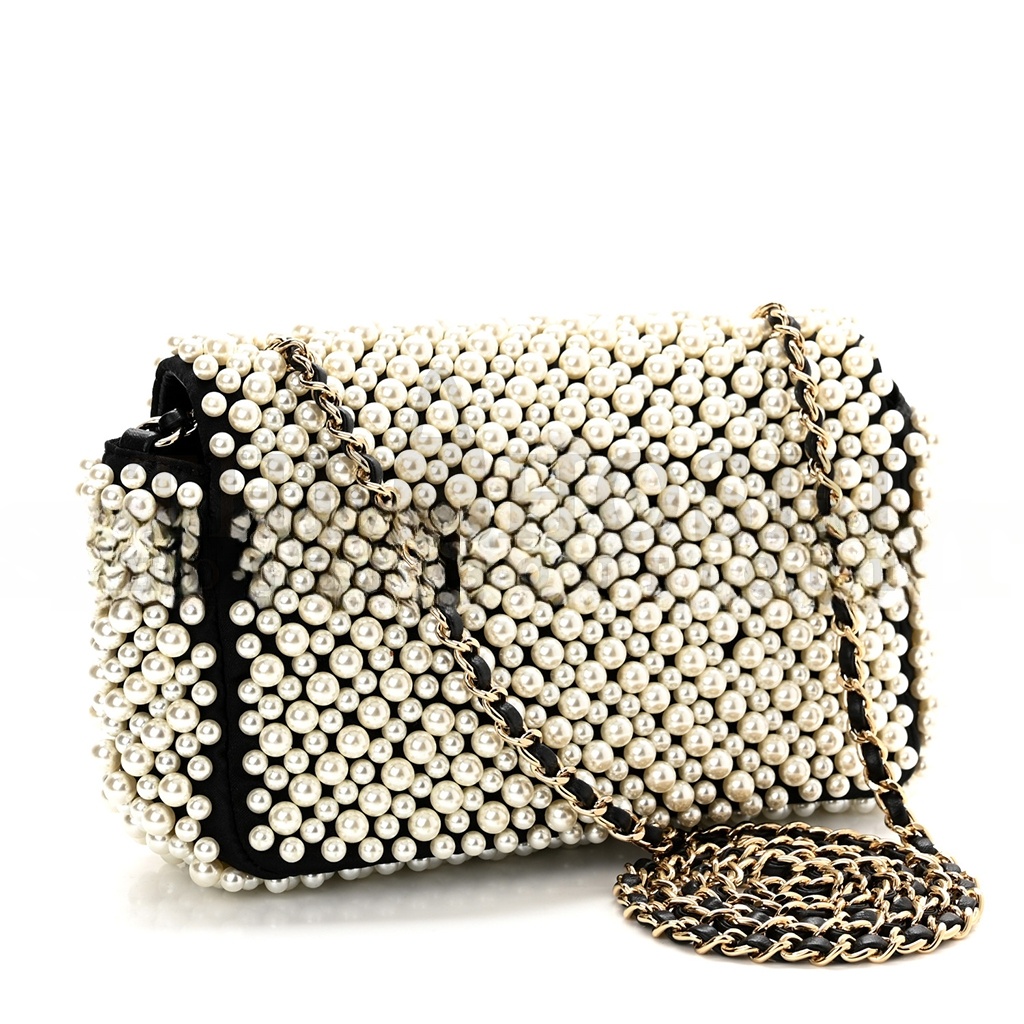 Ch**el LAMBSKIN PEARL ON FLAP BLACK (18*13*5cm) Master Quality