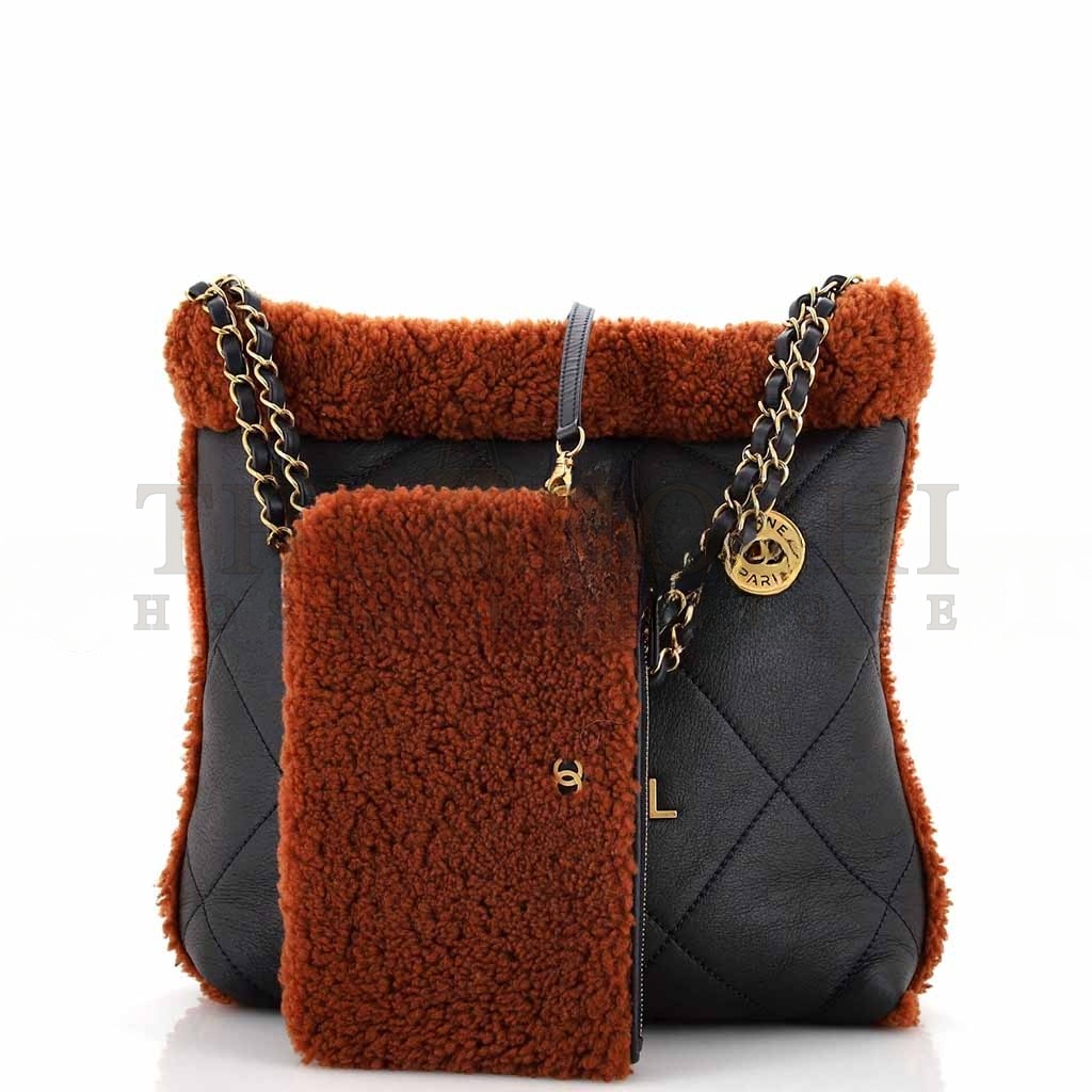 Ch**el 22 CHAIN HOBO QUILTED LAMBSKIN WITH SHEARLING SMALL (37*35*7cm) Master Quality