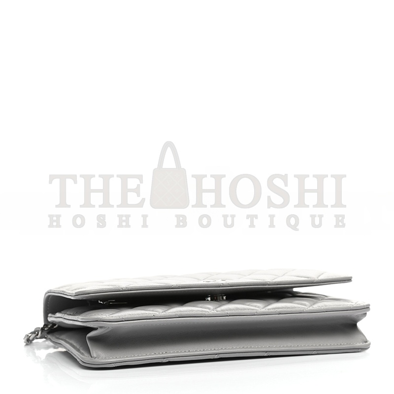 Ch**el LAMBSKIN QUILTED WALLET ON CHAIN WOC GREY (19*13*3cm) Master Quality