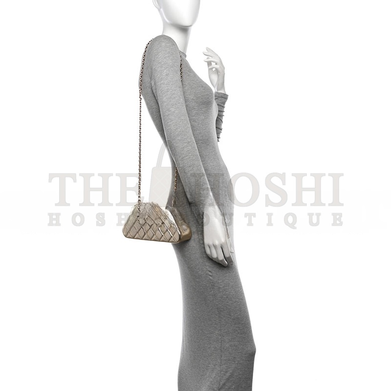 Ch**el CLUTCH WITH CHAIN 1635743 (22.5*14*5.8cm) Master Quality