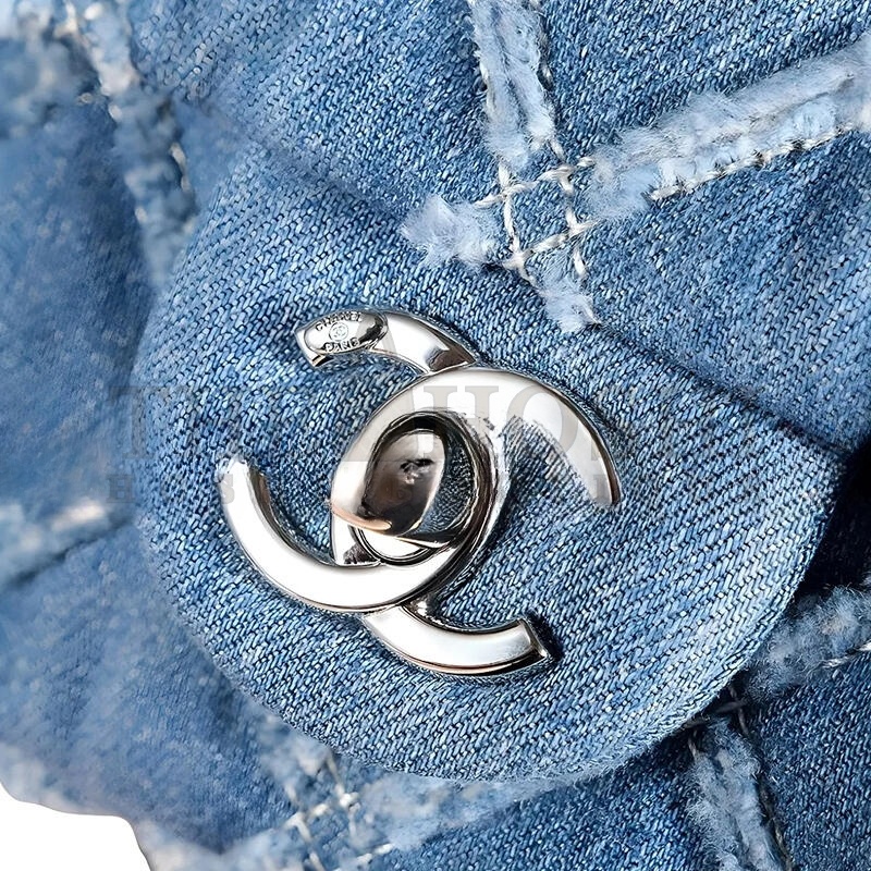 Ch**el DENIM CLASSIC FLAP BAG AS1559 (25*16*9cm) Master Quality