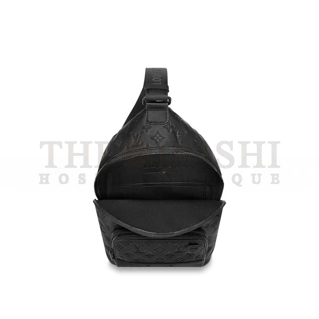 L0vis Vvtt0n RACER SLINGBAG M46107 (42*24*12cm) Master Quality