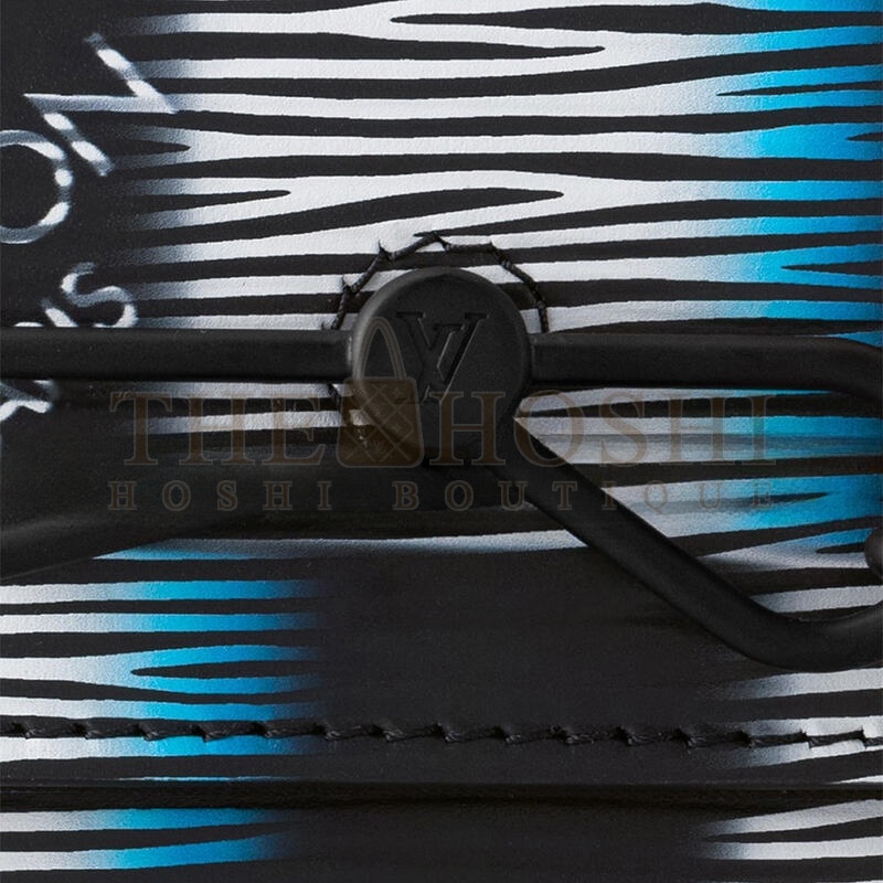 L0vis Vvtt0n STEAMER WEARABLE WALLET M82819 (18*11*6.5cm) Master Quality