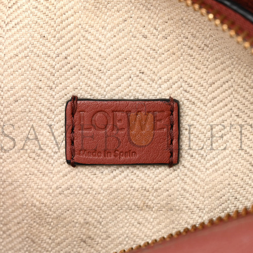 L0ew* CALFSKIN MINI PUZZLE BAG SPICE PUMPKIN (18*12.5*8cm) Master Quality