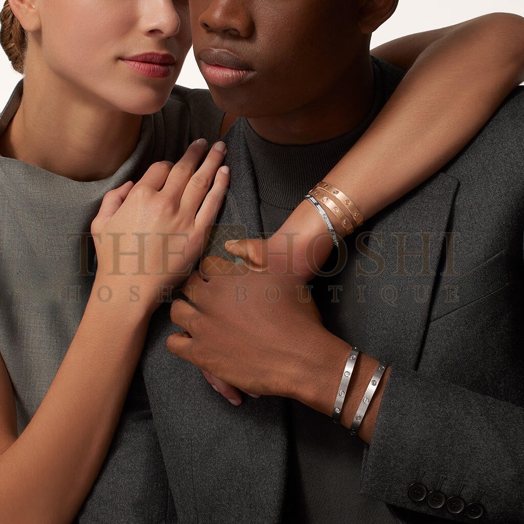 Ca*t1er LOVE BRACELET, SMALL MODEL, PAVED N6710817 Master Quality